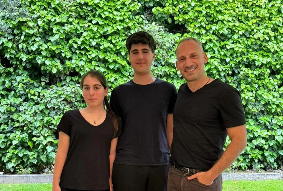 Hatsatourian during a handball match