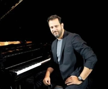 Image of Guy Manoukian